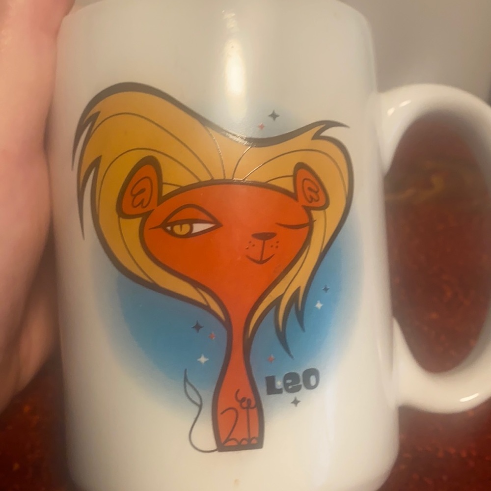 Leo coffee mug by delias   Made in 1999. New condition